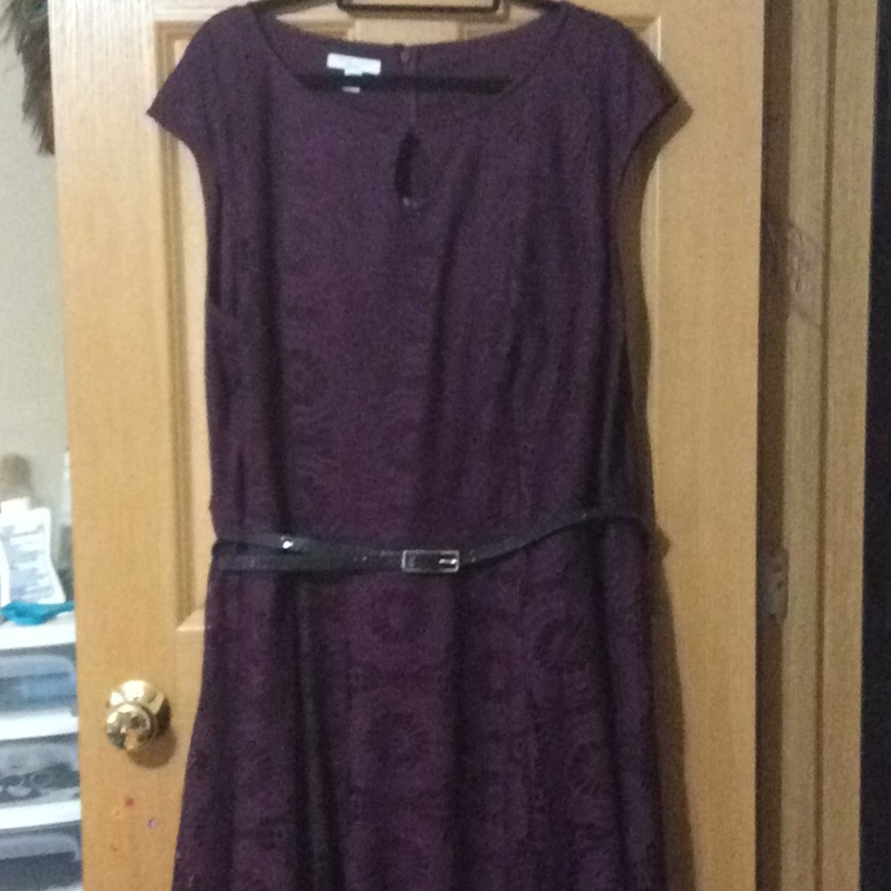 Lace Cut Outs Dress with Belt and Keyhole Detail